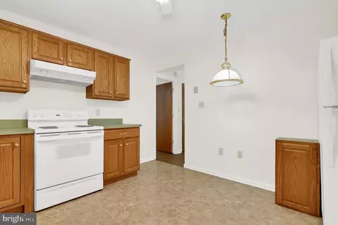 Kitchen - 5827 Etzler Rd, Frederick, MD 21702 photo 5 of 5