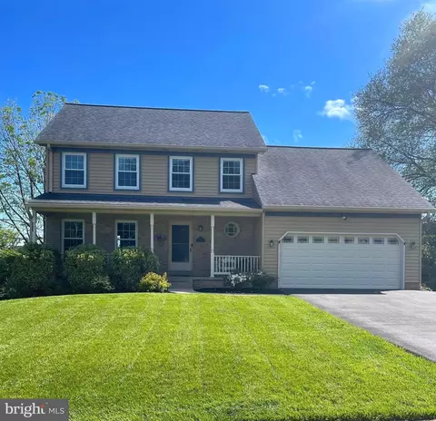 255 Braeburn Dr, Walkersville, MD 21793