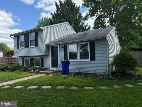 506 Postoak Rd, Frederick, MD 21703 photo 2