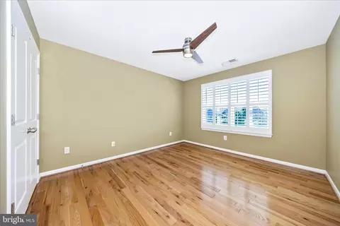 Bedroom - 2021 Chamberlain Dr, Frederick, MD 21702 photo 2 of 6