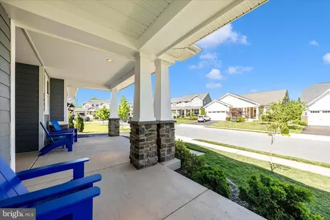 Exterior - 2021 Chamberlain Dr, Frederick, MD 21702 photo 11 of 18