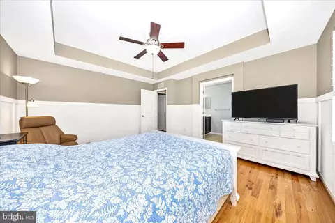 Bedroom - 2021 Chamberlain Dr, Frederick, MD 21702 photo 3 of 6