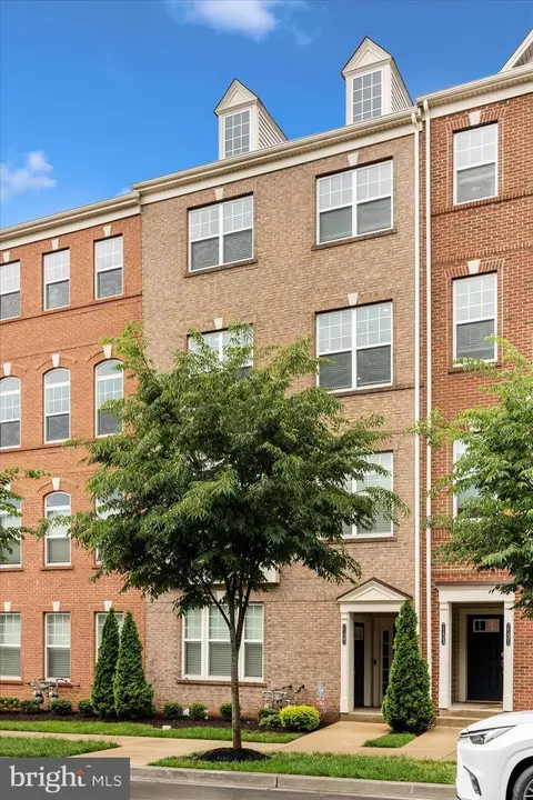 Exterior - 7135 Delegate Pl, Frederick, MD 21703 photo 7 of 8