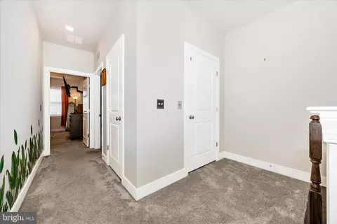 Entry Way - 7135 Delegate Pl, Frederick, MD 21703 photo 14 of 17