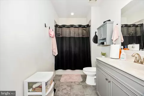 Entry Way - 7135 Delegate Pl, Frederick, MD 21703 photo 17 of 17