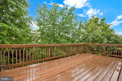 Exterior - 2495 Lakeside Dr, Frederick, MD 21702 photo 4 of 7