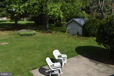Exterior - 8111 Overlook Ct, Frederick, MD 21702 photo 4 of 9