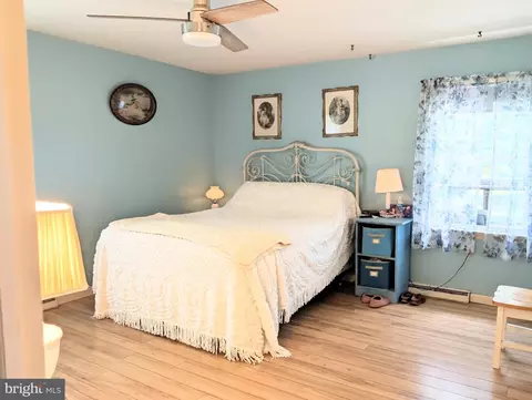 Bedroom - 8111 Overlook Ct, Frederick, MD 21702 photo 1 of 5