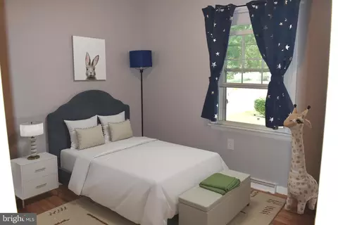 Bedroom - 8111 Overlook Ct, Frederick, MD 21702 photo 2 of 5