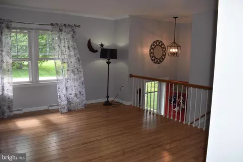Entry Way - 8111 Overlook Ct, Frederick, MD 21702 photo 2 of 2