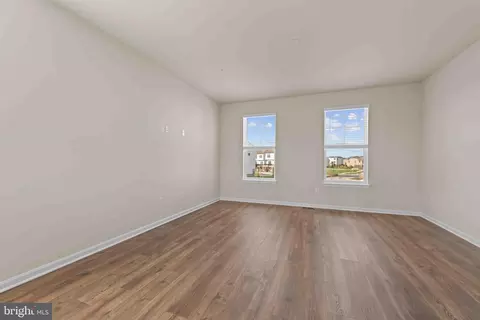 Living - 395 Ensemble Way, Frederick, MD 21701 photo 3 of 5