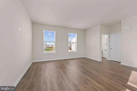Living - 395 Ensemble Way, Frederick, MD 21701 photo 4 of 5