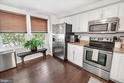 Kitchen - 541 Ellrose Ct, Frederick, MD 21703 photo 3 of 3