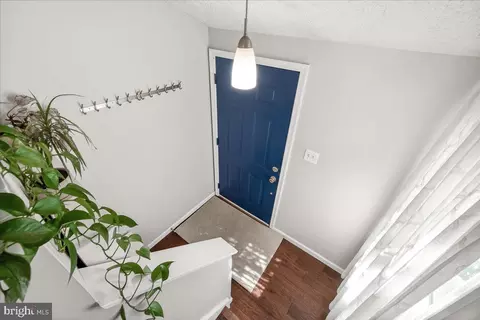 Entry Way - 541 Ellrose Ct, Frederick, MD 21703 photo 6 of 11