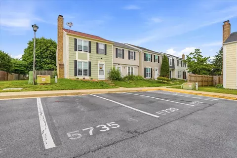 Exterior - 5735 Sunset View Ln, Frederick, MD 21703 photo 4 of 5