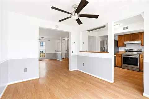 Living - 5735 Sunset View Ln, Frederick, MD 21703 photo 5 of 5