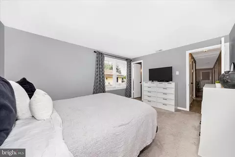Bedroom - 98 Summers Dr, Middletown, MD 21769 photo 2 of 9