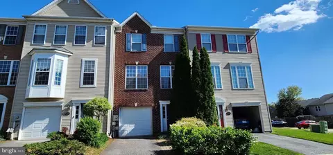 2499 Lakeside Dr, Frederick, MD 21702