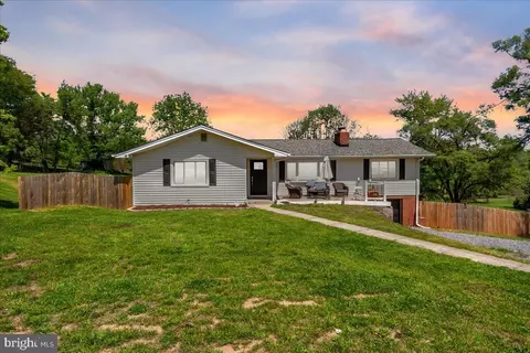 14731 Harrisville Rd, Mount Airy, MD 21771