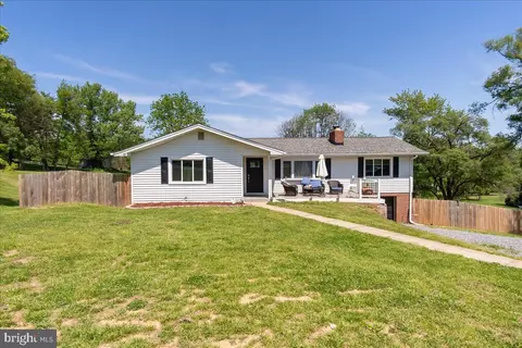 14731 Harrisville Rd, Mount Airy, MD 21771