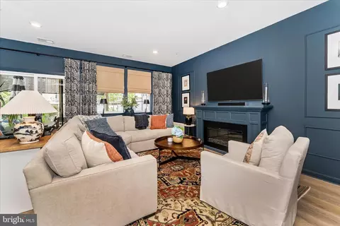 Living - 5125 Ironsides Dr, Frederick, MD 21703 photo 5 of 6