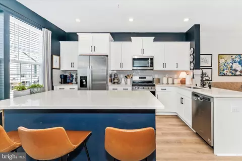 Kitchen - 5125 Ironsides Dr, Frederick, MD 21703 photo 3 of 6