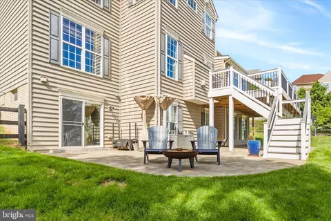 Exterior - 2258 W Greenleaf Dr, Frederick, MD 21702 photo 6 of 8