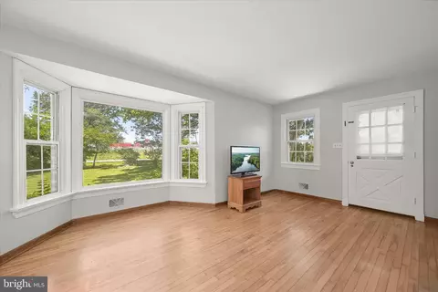 Living - 9915 Masser Rd, Frederick, MD 21702 photo 1 of 5