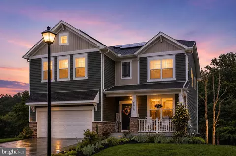 5613 Zoe Ln, Frederick, MD 21704