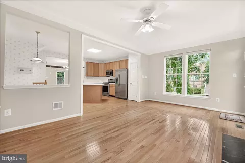 Living - 1740 Derrs Sq E, Frederick, MD 21701 photo 6 of 7
