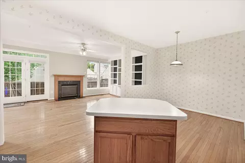 Living - 1740 Derrs Sq E, Frederick, MD 21701 photo 3 of 7
