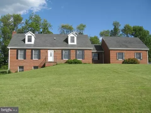 1149 Marthas Ct E, Knoxville, MD 21758