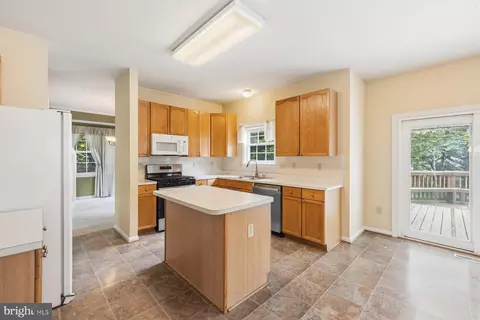 Kitchen - 100 Crossing Pointe Ct, Frederick, MD 21702 photo 1 of 2