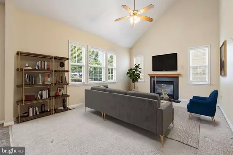 Living - 100 Crossing Pointe Ct, Frederick, MD 21702 photo 1 of 6