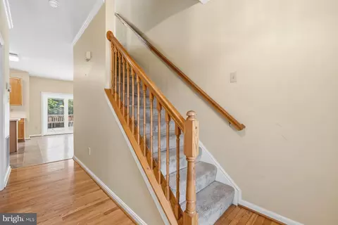 Entry Way - 100 Crossing Pointe Ct, Frederick, MD 21702 photo 3 of 4