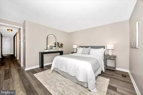 Bedroom - 308 Heather Ridge Dr, Frederick, MD 21702 photo 2 of 4