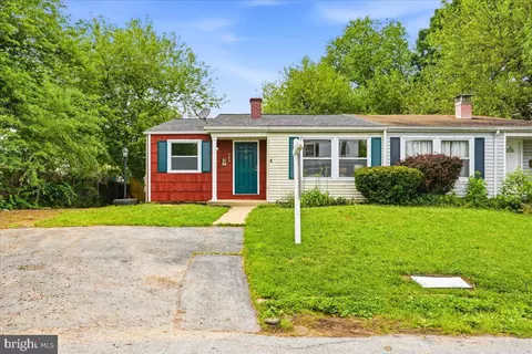 Exterior - 308 Heather Ridge Dr, Frederick, MD 21702 photo 2 of 5