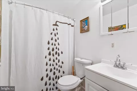 Bath - 466 Carrollton Dr, Frederick, MD 21701 photo 1 of 1