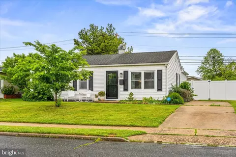 Exterior - 466 Carrollton Dr, Frederick, MD 21701 photo 2 of 8