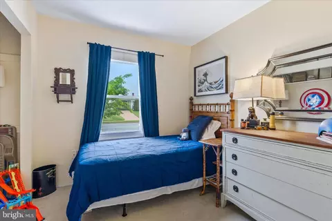 Bedroom - 466 Carrollton Dr, Frederick, MD 21701 photo 7 of 8