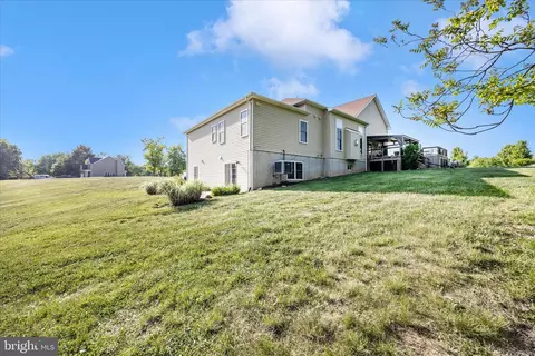 Exterior - 7145 Linganore Rd, Frederick, MD 21701 photo 6 of 11