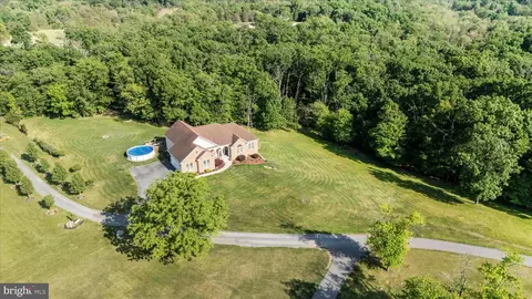 View/Area - 7145 Linganore Rd, Frederick, MD 21701 photo 1 of 3