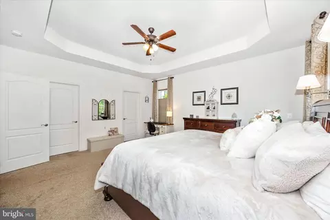 Bedroom - 7145 Linganore Rd, Frederick, MD 21701 photo 3 of 6
