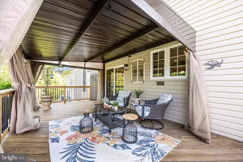 Exterior - 7145 Linganore Rd, Frederick, MD 21701 photo 4 of 11