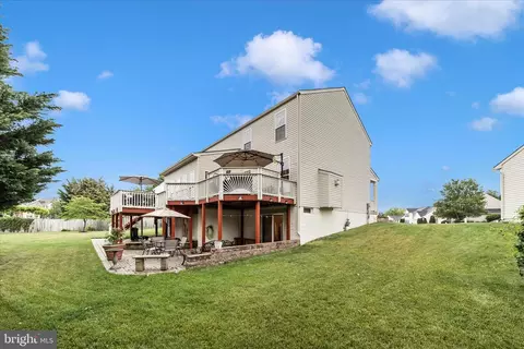 Exterior - 1805 Rainbow Falls Ct, Frederick, MD 21702 photo 7 of 13