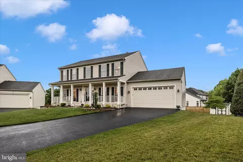 Exterior - 1805 Rainbow Falls Ct, Frederick, MD 21702 photo 2 of 13