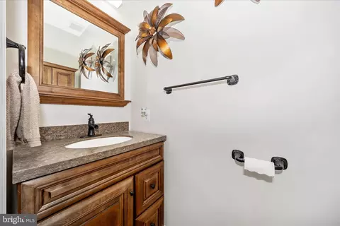 Bath - 1805 Rainbow Falls Ct, Frederick, MD 21702 photo 1 of 4