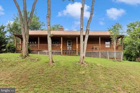 4720 Rocky Mills Dr, Frederick, MD 21703