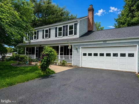 302 Spring Gate Ct, Mount Airy, MD 21771