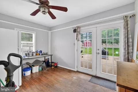 Entry Way - 8409 Walter Martz Rd, Frederick, MD 21702 photo 3 of 6